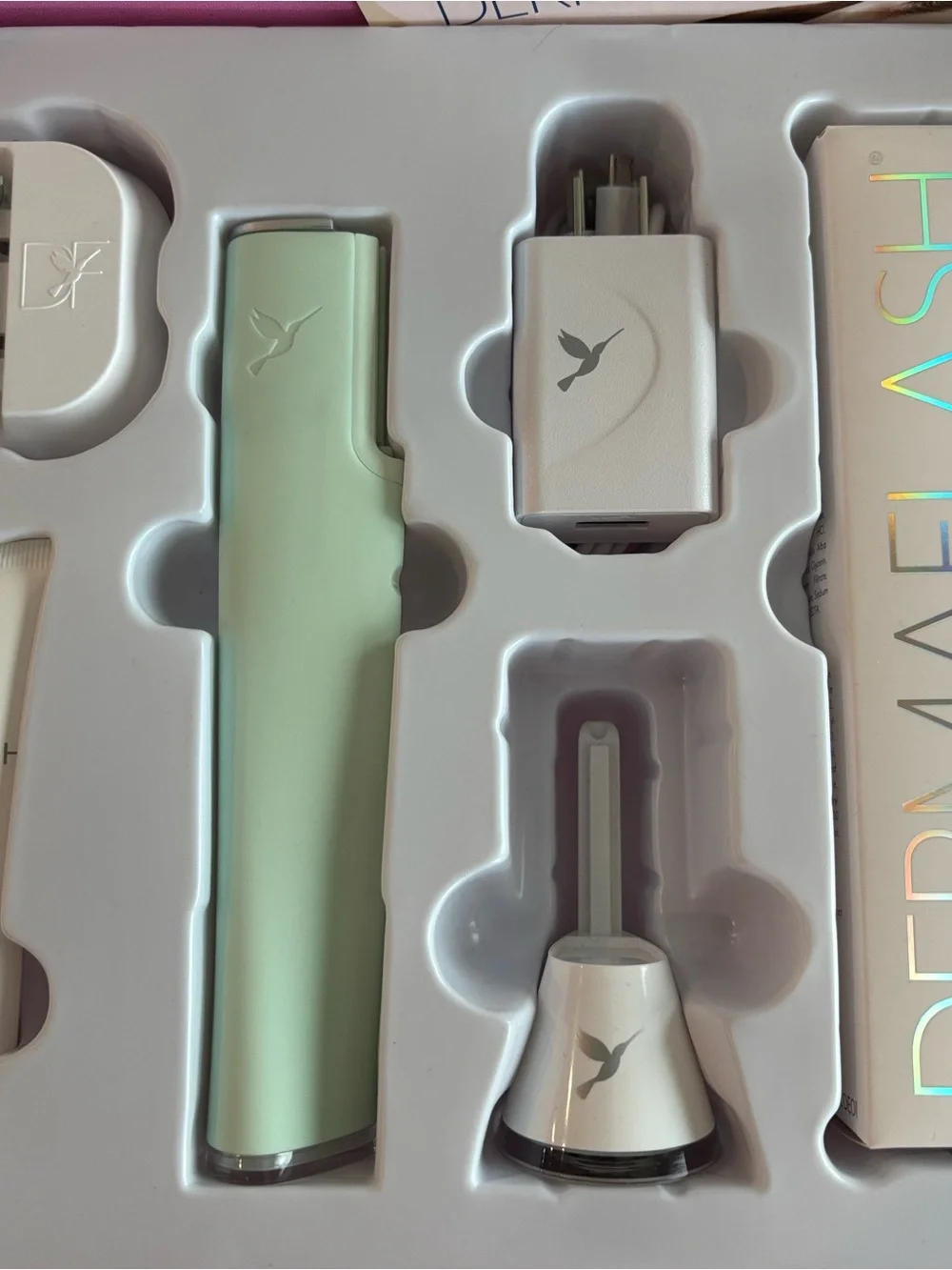 DERMAFLASH Luxe 2.0 Sonic Dermaplaning Device Kit NIB Mint Green